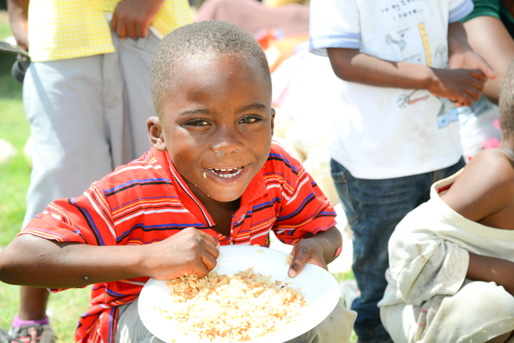 Haitian-boy-2-with-food